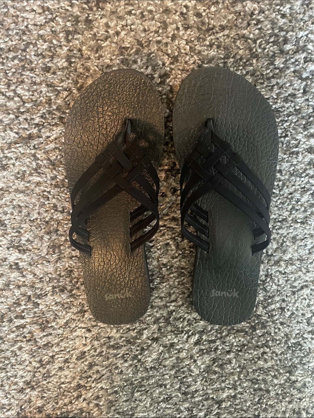 Sanuk Yoga Matt Black Women’s Sandals - Picture 2 of 7